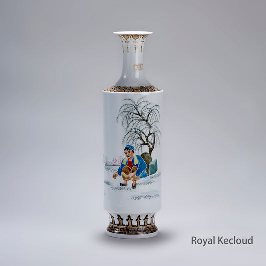Fine under-glazed 5-color (Wucai) porcelain vase with motifs symbolizing peace and harmony