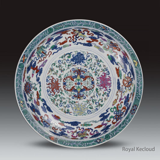 Imperial Porcelain Dish | Qing Dynasty Yongzheng | Doucai (Contrasted Colors) ‘Bajixiang’ Ceramic Dish