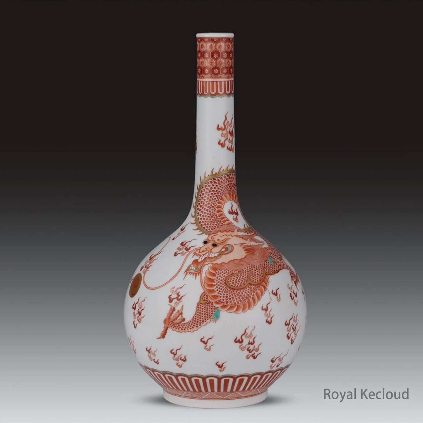 Chinese Porcelains Iron-Red Globular Vase from the Qing Dynasty Kangxi era with dragon motif.