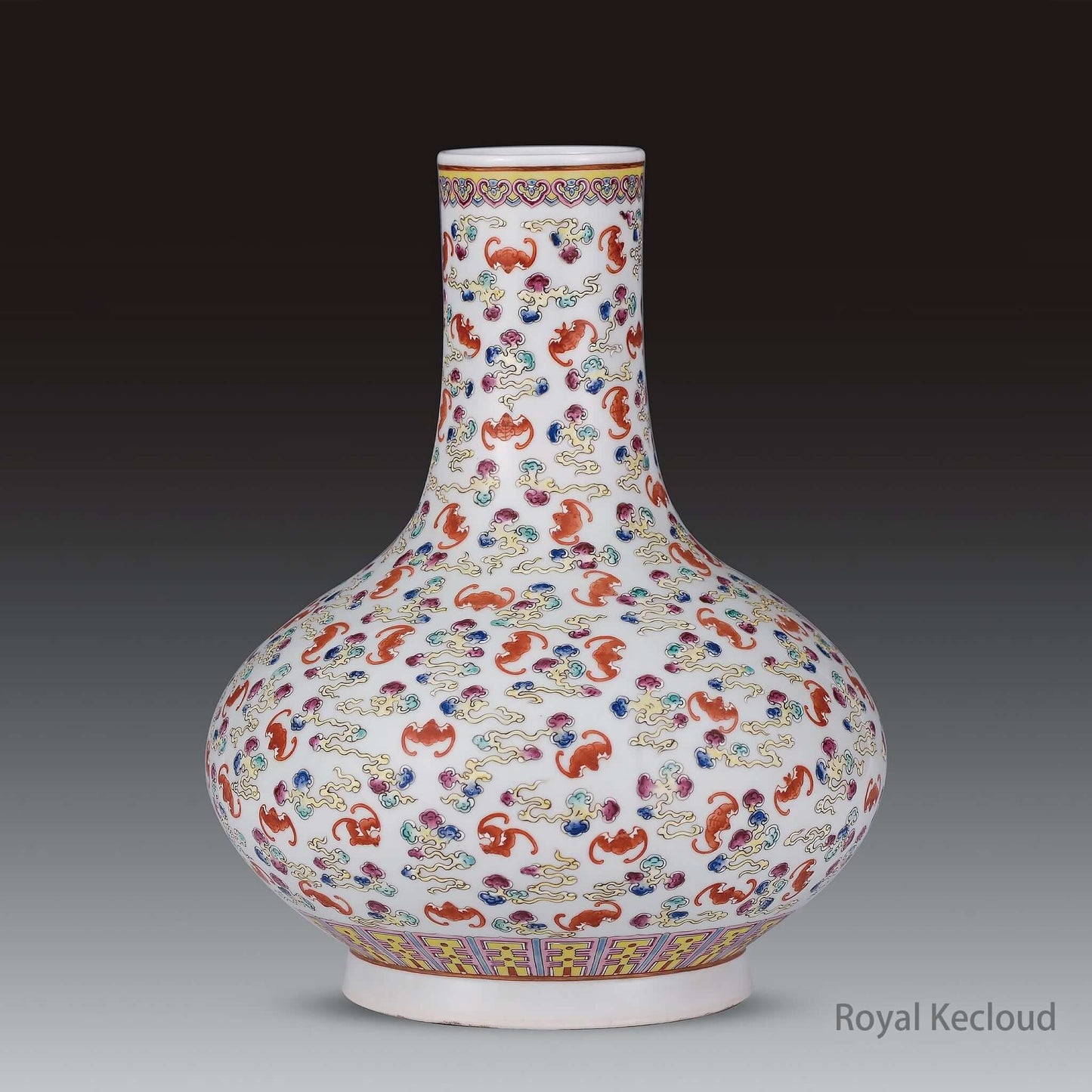 Royal Porcelain Vase | Qing Dynasty Guangxu | Famille Rose Vase