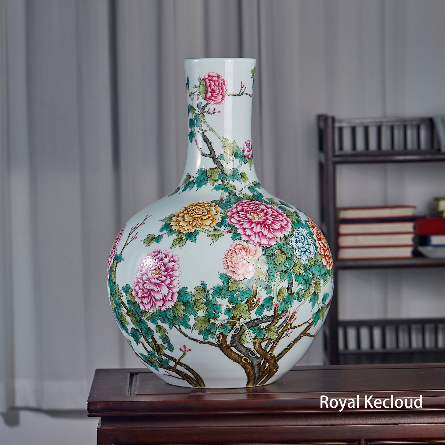 Qing Dynasty Famille Rose 'Peonies' Porcelain Vase, TianQiuPing