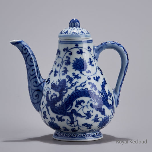Imperial  Blue-and-White  Porcelain Ewer | Ming Dynasty Zhengde |Pear-Shaped Ewer with Dragon and Flower