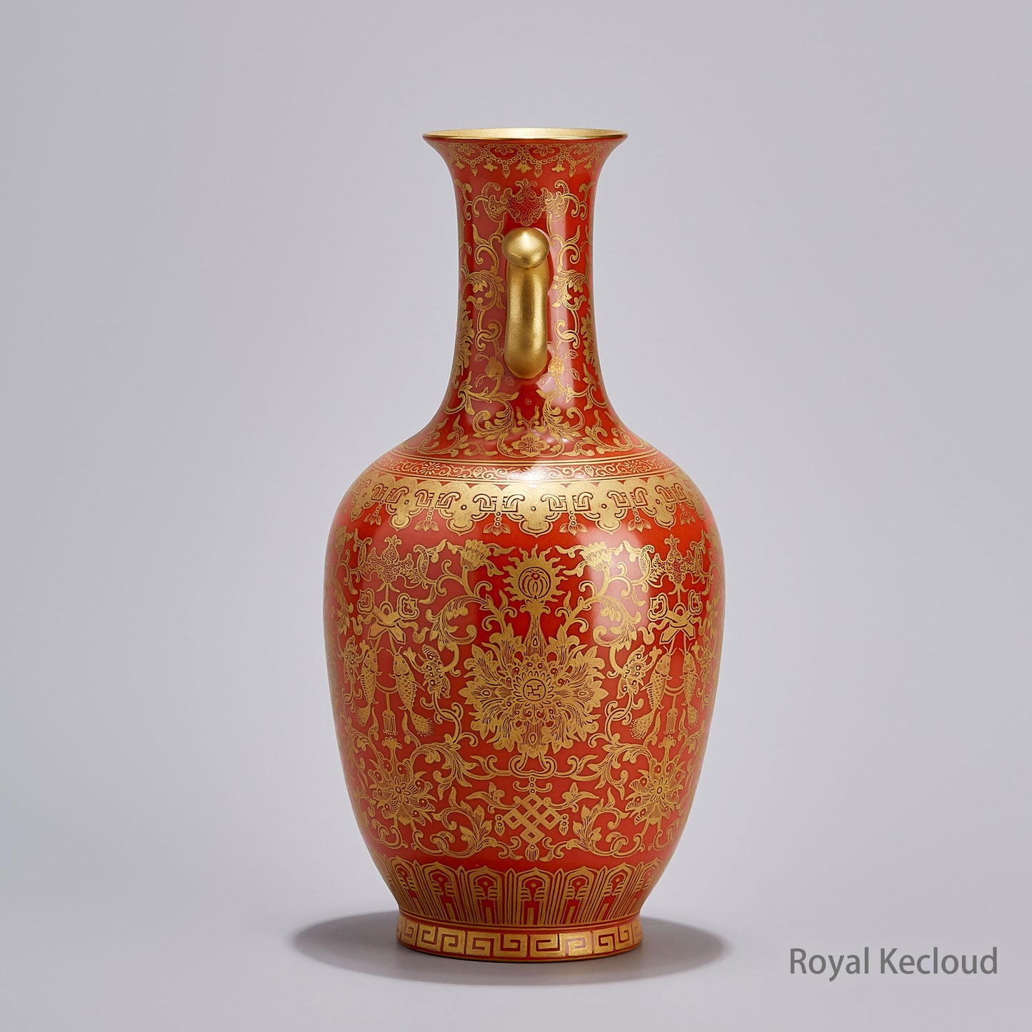 A Gilt-Decorated Coral-Ground Vase with Two Ears, Jingdezhen Handmade Porcelain Vase