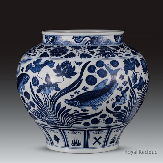 A Blue and White 'Fish' Guan Jar