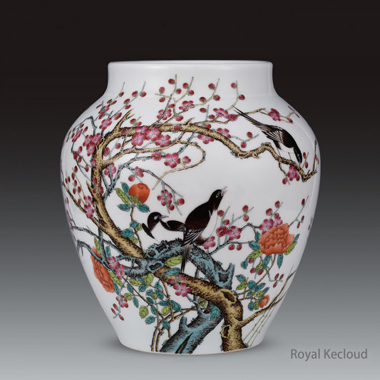 Chinese Ancient Royal Qing Dynasty Famille Rose 'Magpies and Plum Blossoms' Jar and Cover