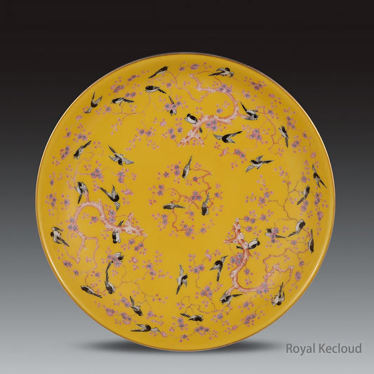 A Chinese Yellow-ground Famille-rose 'Magpie' Dish