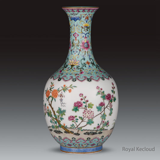 Chinese Ancient Royal Qing Dynasty Famille Rose Turquoise-ground Vase