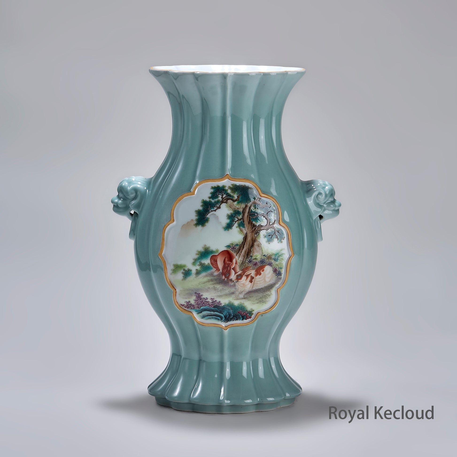Chinese Qing Dynasty Celadon-ground Famille Rose Pear-shaped Vase