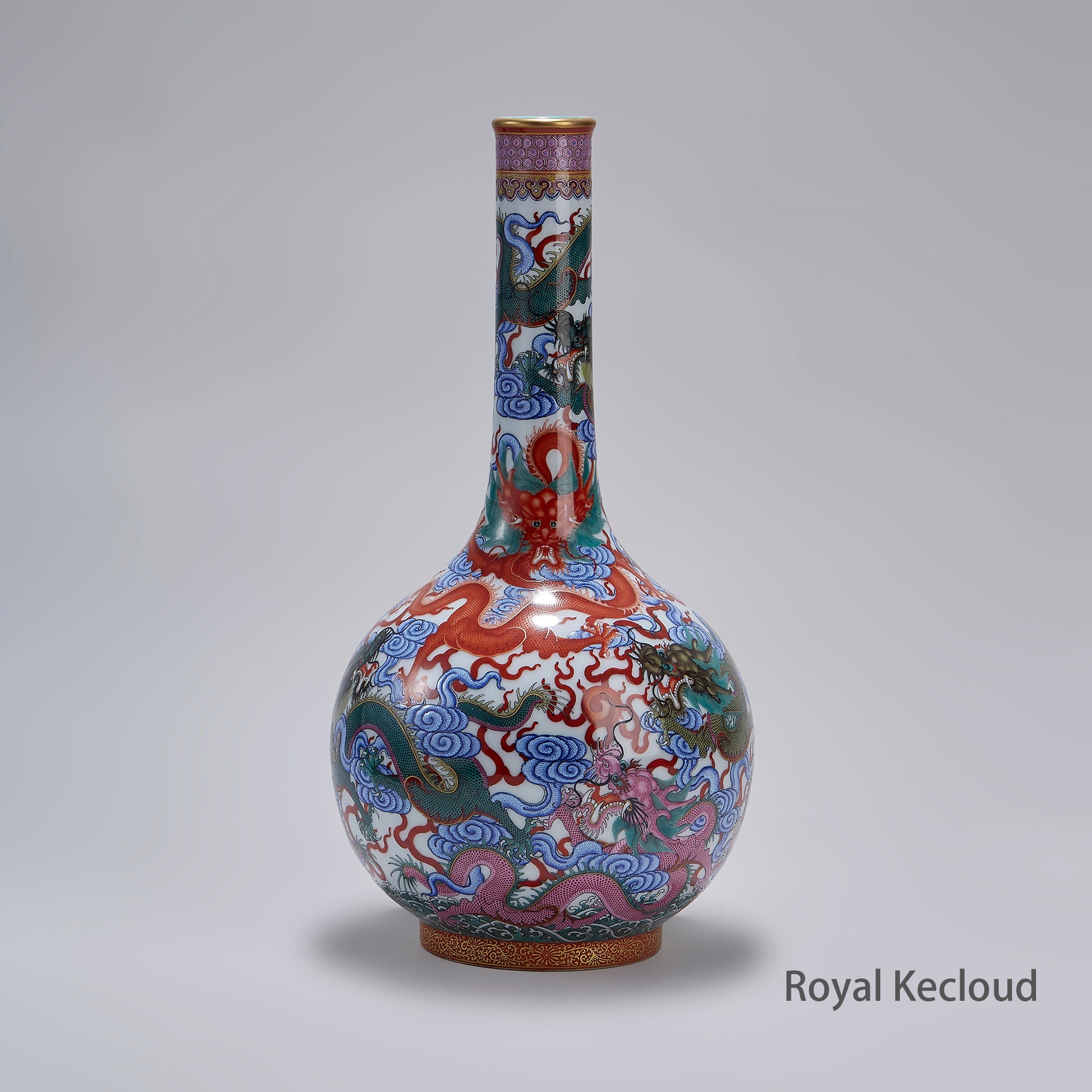 Chinese Qing Dynasty Famille rose ‘Dragon’ Porcelain Vase