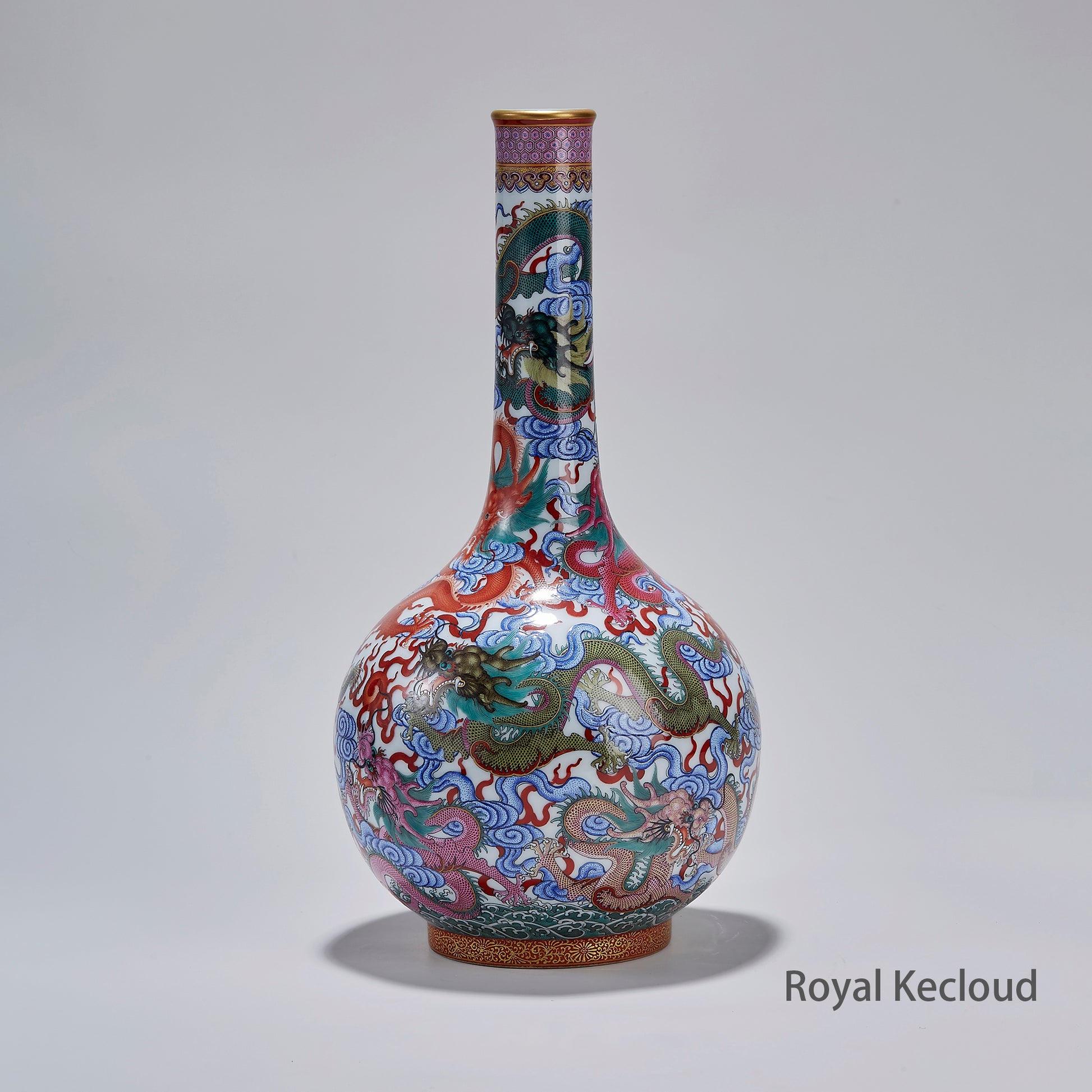 Chinese Qing Dynasty Famille rose ‘Dragon’ Porcelain Vase