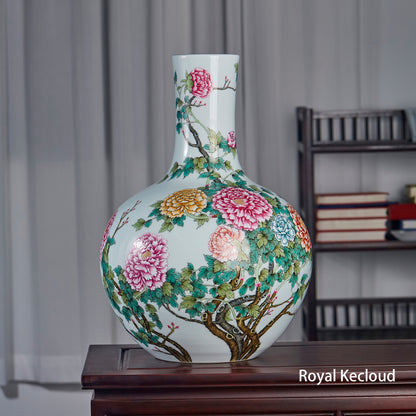 Qing Dynasty Famille Rose 'Peonies' Porcelain Vase, TianQiuPing