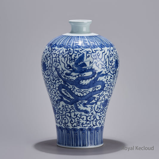 Jingdezhen Handmade Blue-and-white Vase with Design of Dragon among Interlocking Flowers