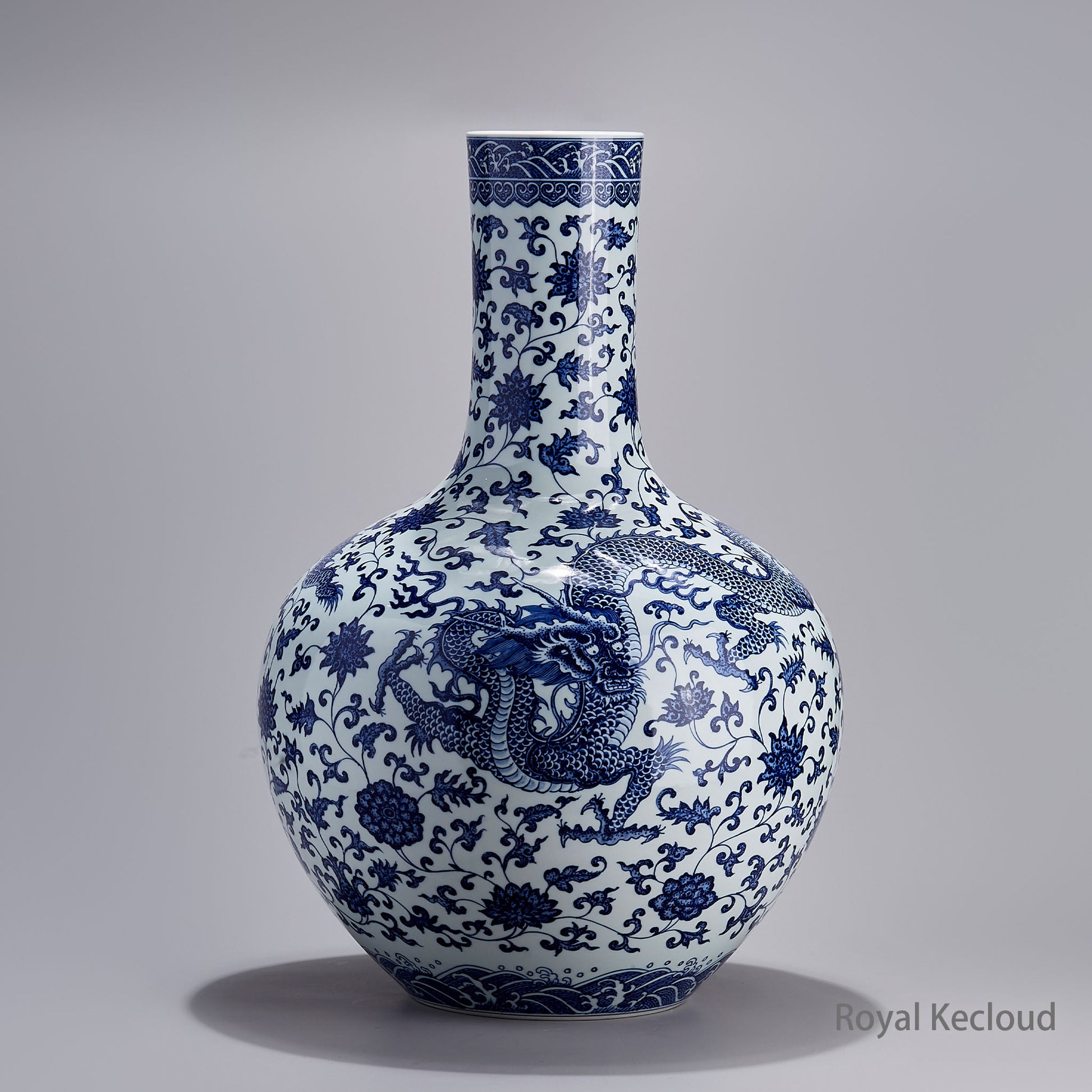 Jingdezhen Handmade Blue-and-white Vase with the Design of Dragon Flying among Flowers