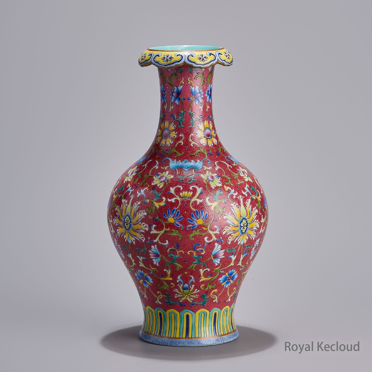 Jingdezhen Handmade Red-Ground Famille Rose Porcelain Vase with Interlocking Lotus Designs