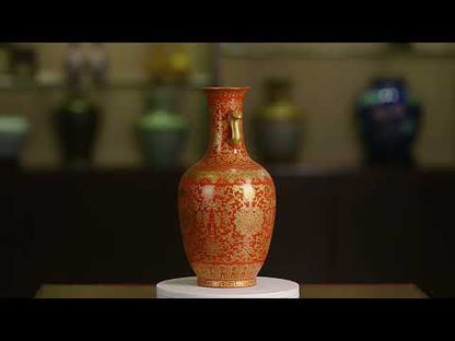 Jarrón de porcelana real antigua de China con decoración dorada y suelo de coral con dos orejas